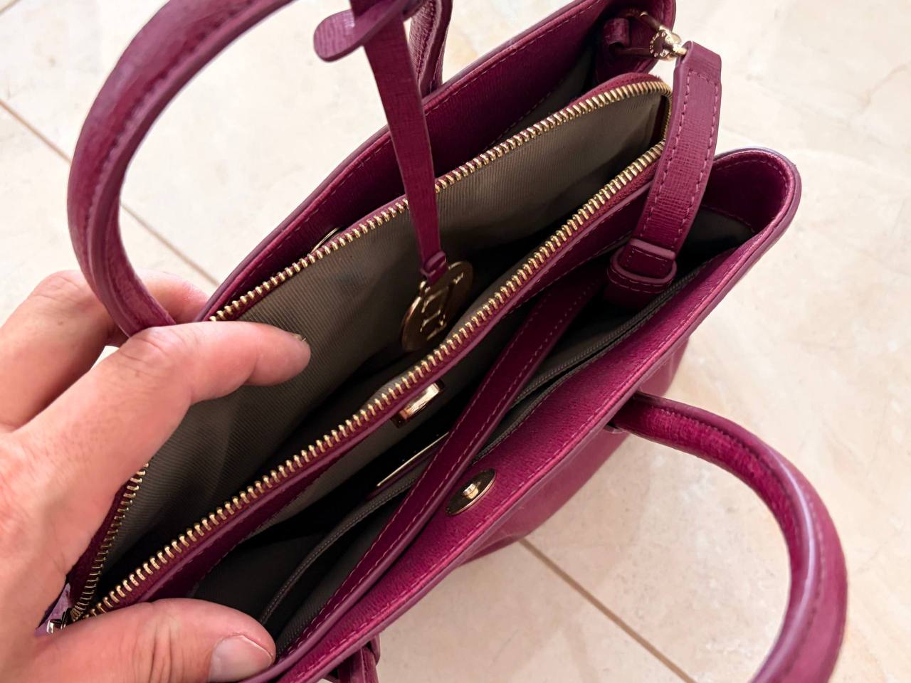 Кожаная сумка Furla бордовая