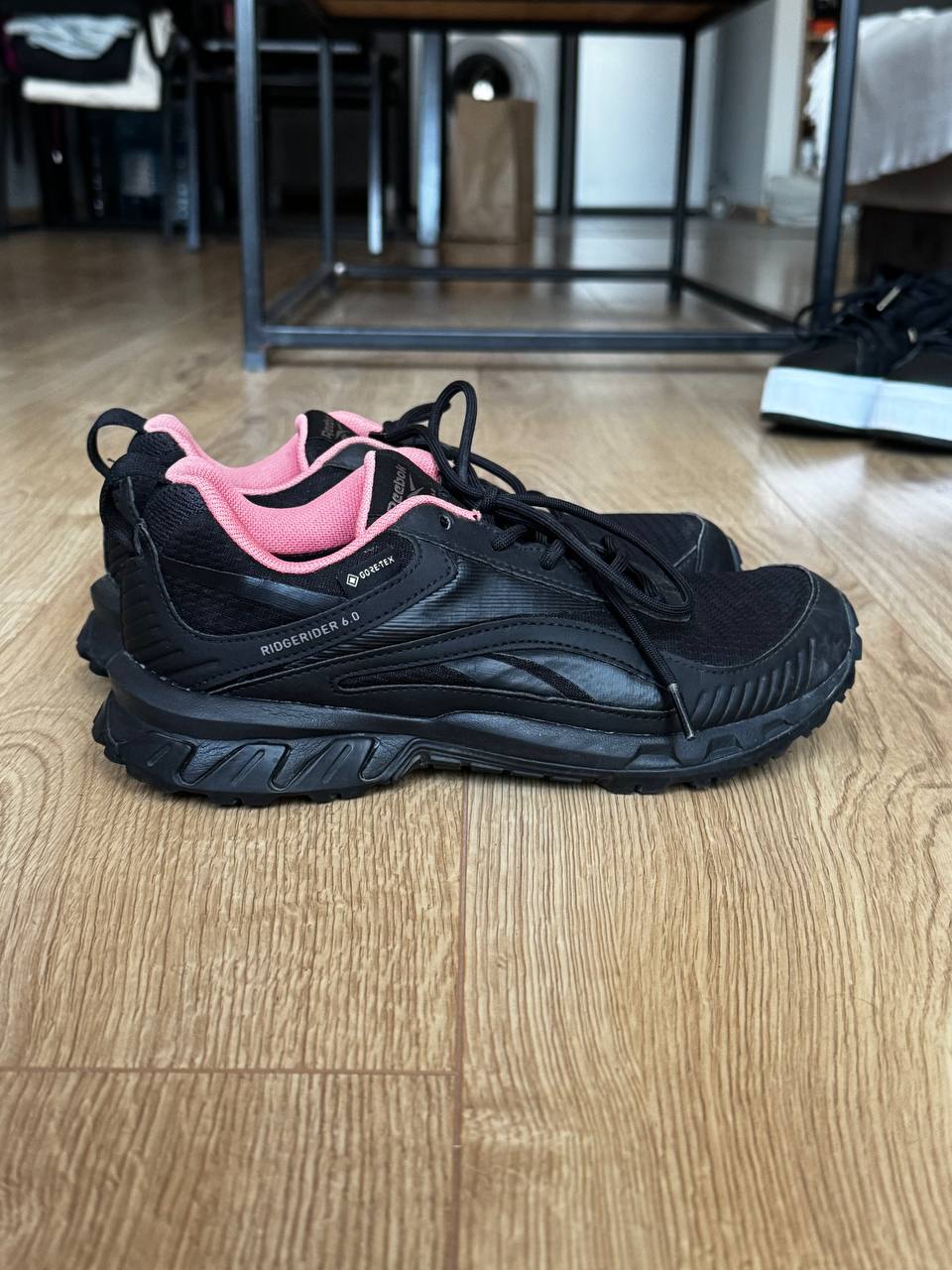 Кроссовки Reebok, размер 37