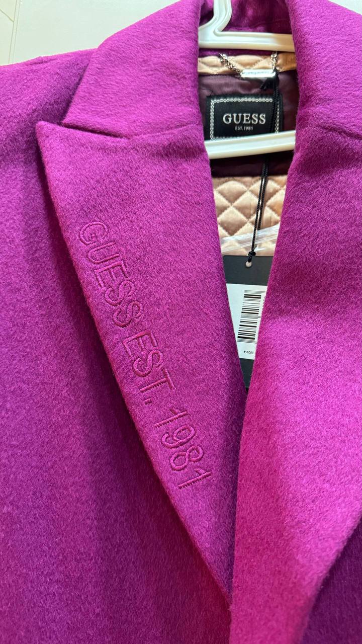 Пальто Guess новое с биркой, размер XL