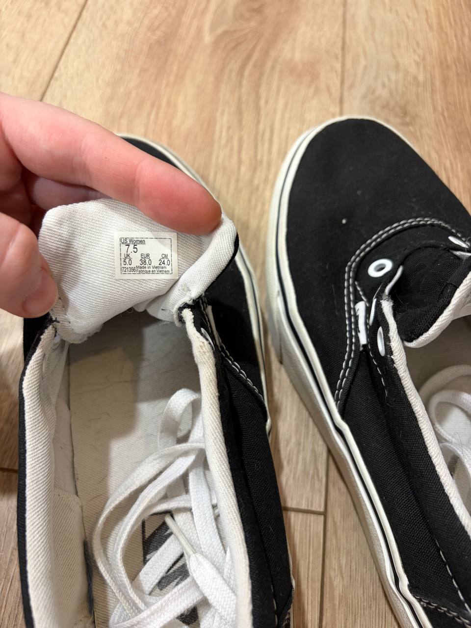 Vans Old Skool кроссовки 38 размер (7.5)