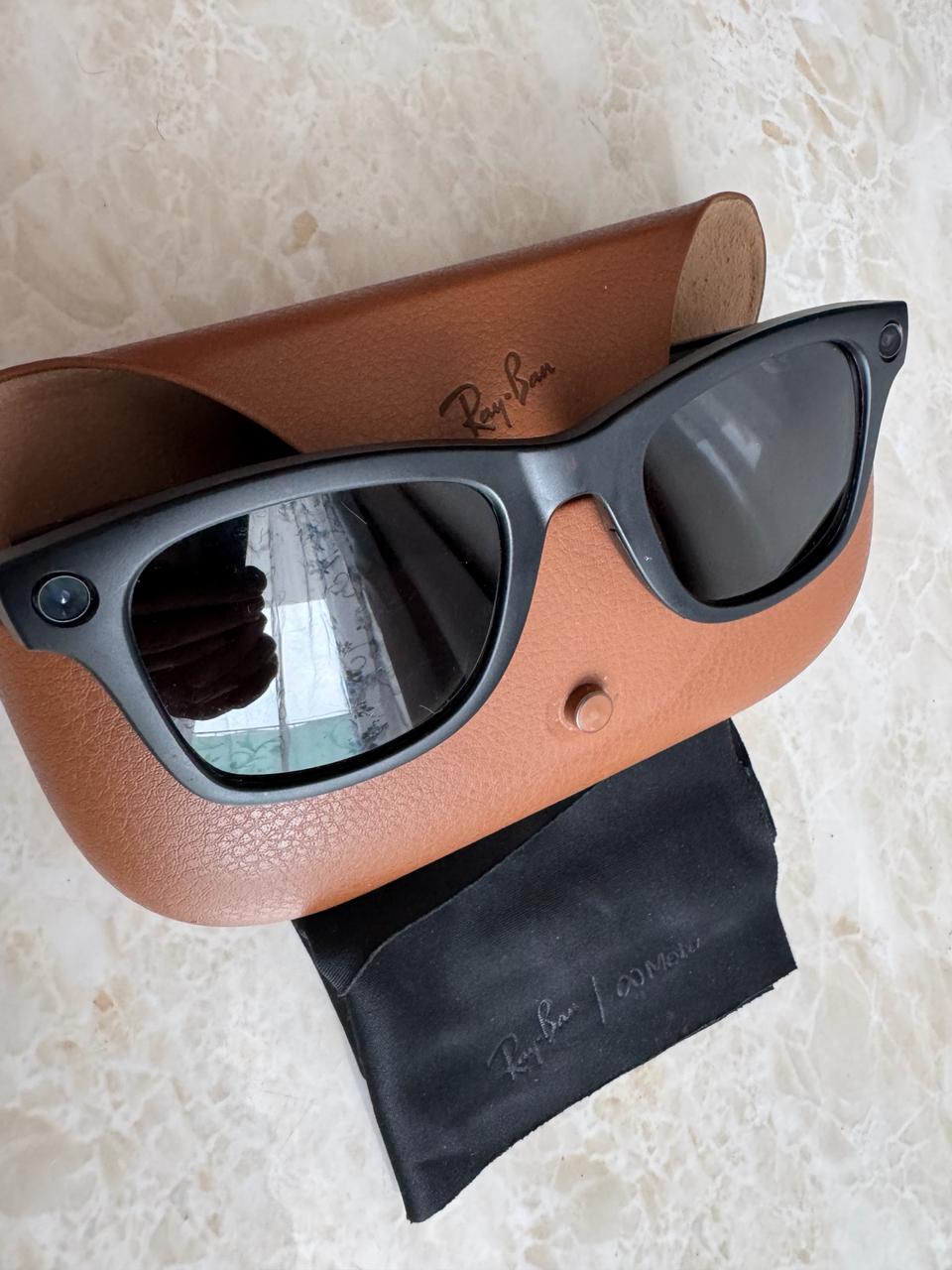 Очки Ray-Ban Meta Gen 1 с поляризованными линзами