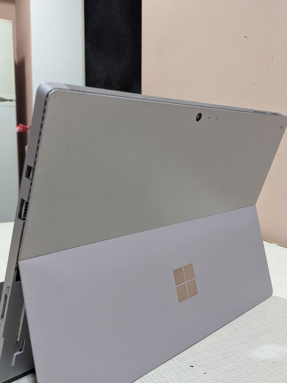 Microsoft Surface Pro 4, Core i5-6300U, 8GB/256GB SSD