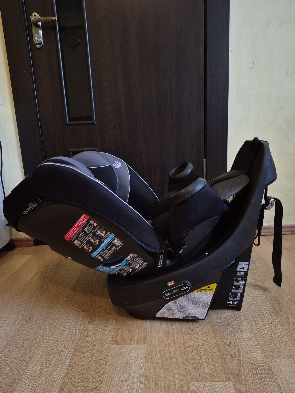 Детское автокресло Evenflo Revolve 360, Amherst Gray