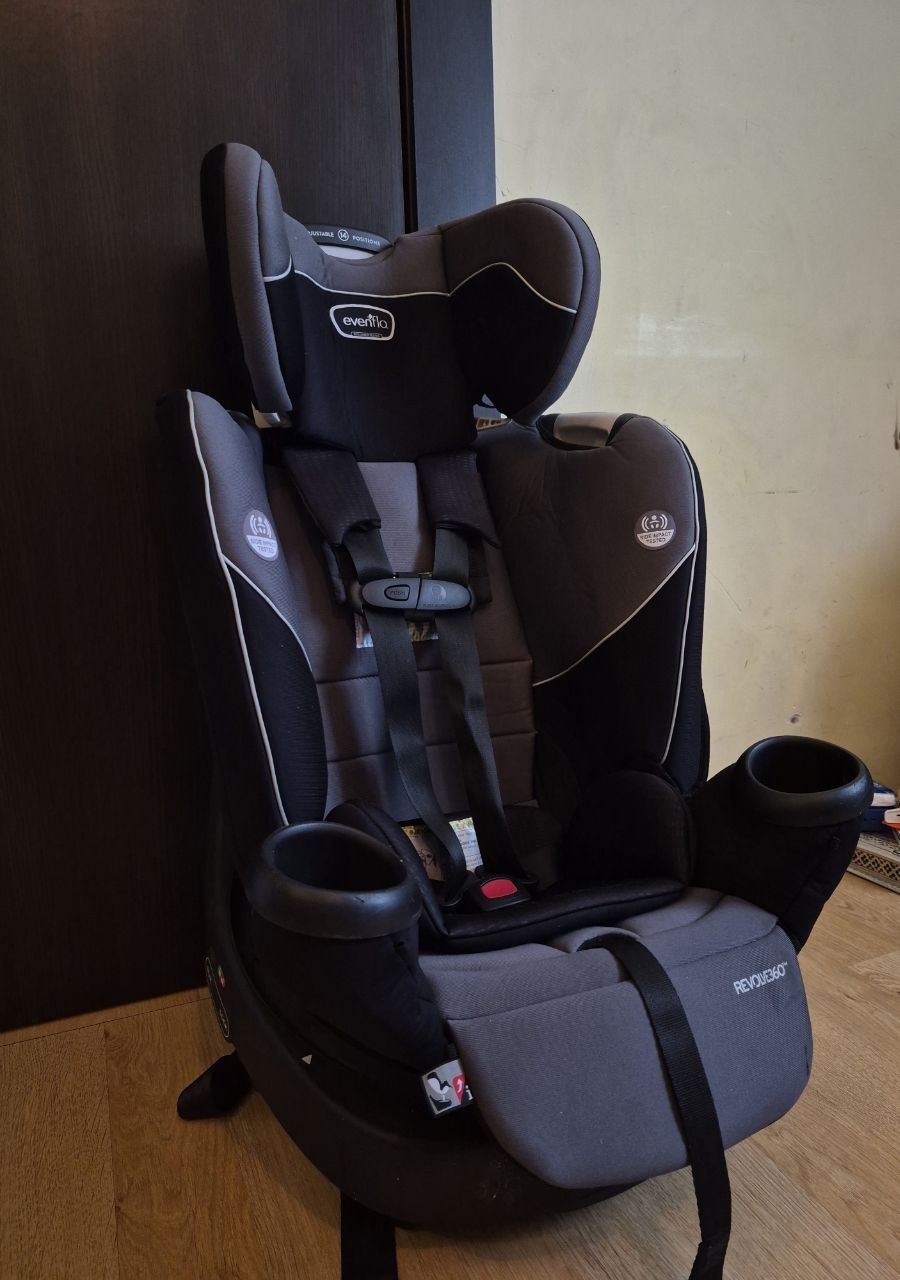 Детское автокресло Evenflo Revolve 360, Amherst Gray