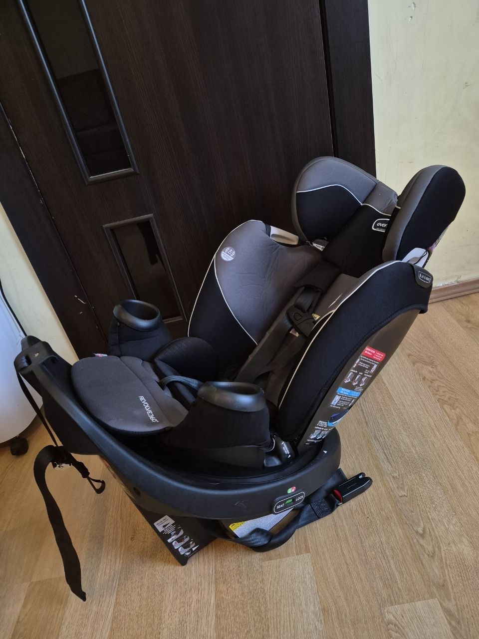 Детское автокресло Evenflo Revolve 360, Amherst Gray