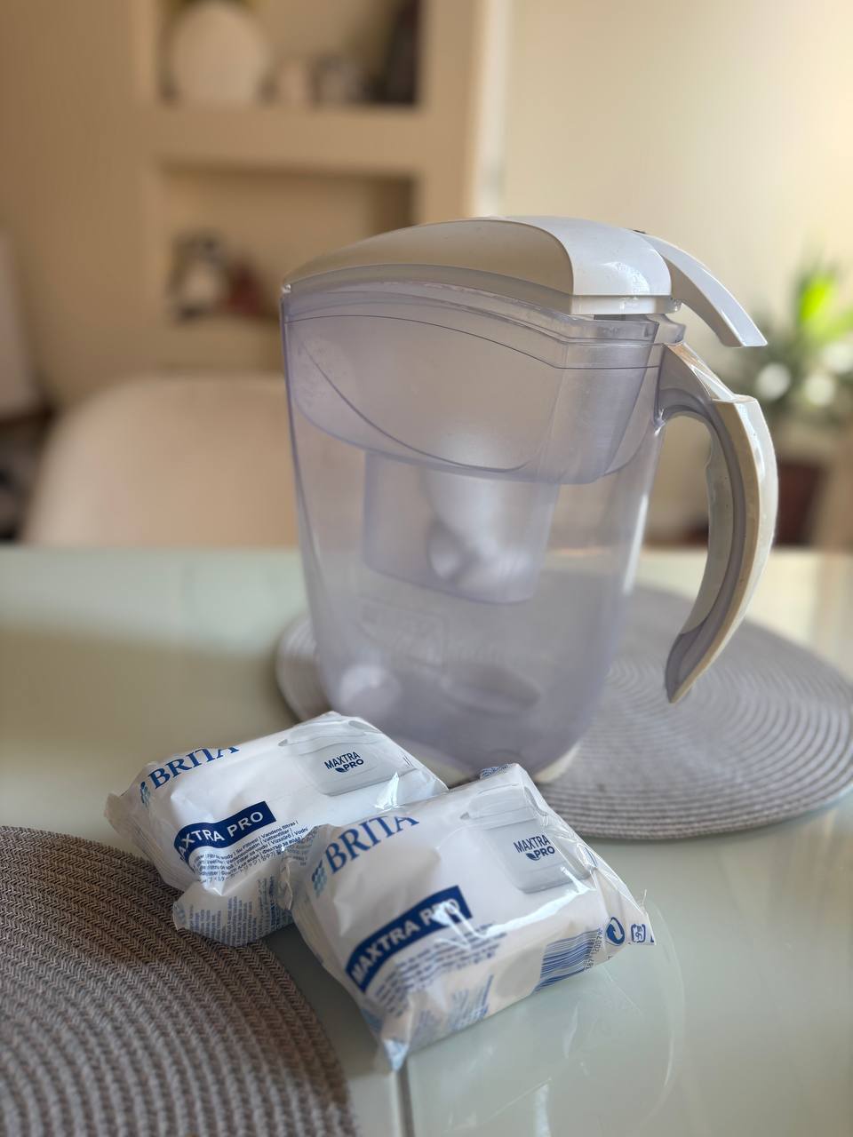 Картриджи Brita Maxtra Pro (2 шт) + кувшин б/у
