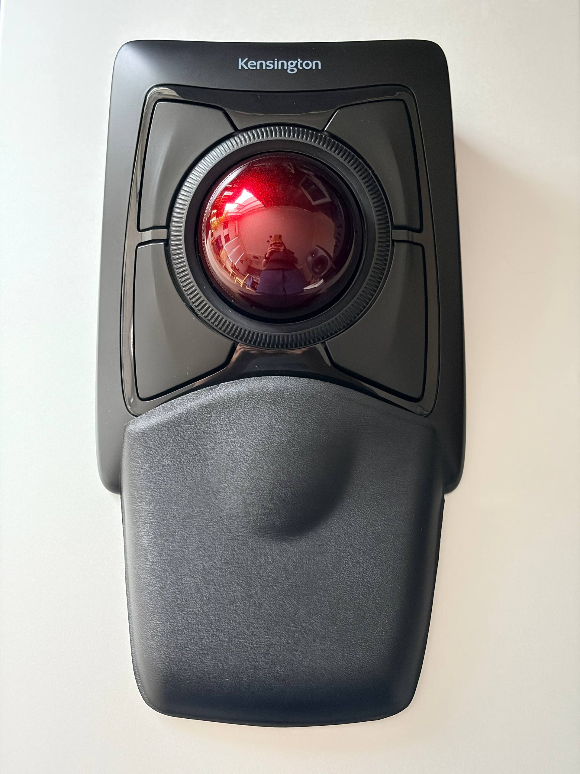 Трекбол-мышь Kensington Expert Wireless Mouse