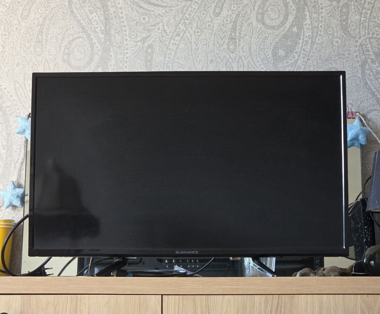 Телевизор Elegance 32K2022D 32 дюйма