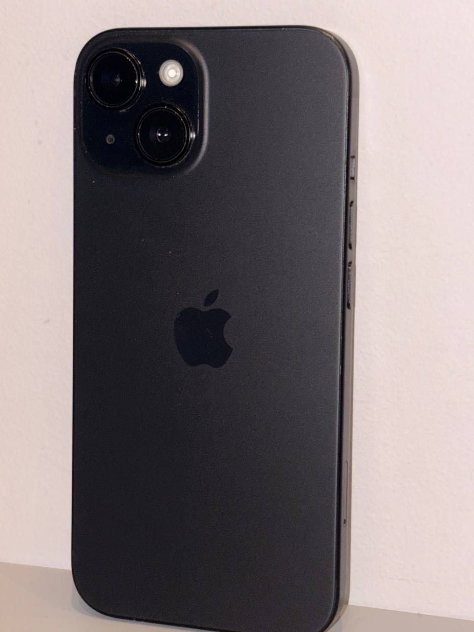 iPhone 15 256 ГБ