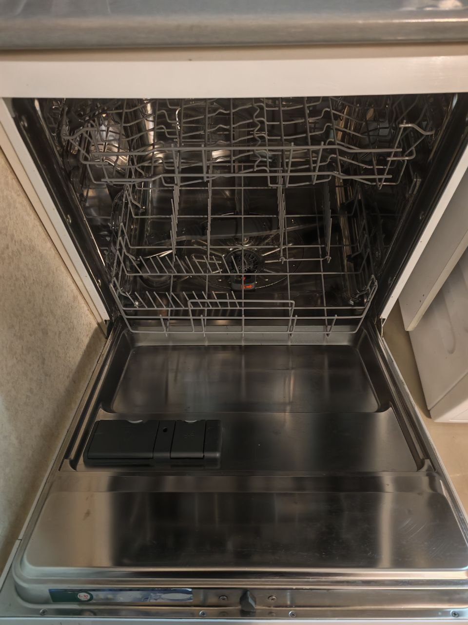 Посудомоечная машина Electrolux ESF9552LOW, 60 см, 13 комплектов