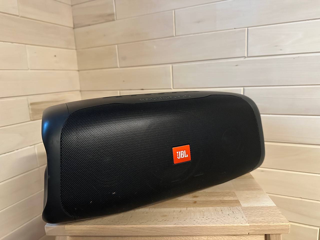 Сабвуфер JBL BassPro Go