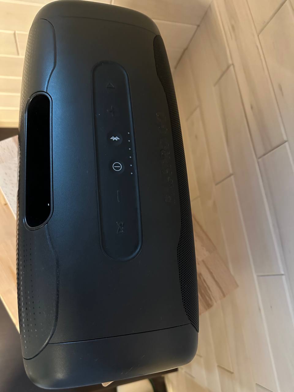 Сабвуфер JBL BassPro Go