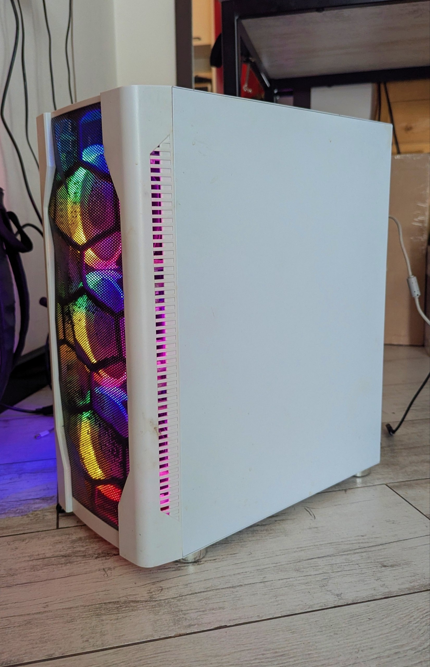 Игровой ПК: Intel Xeon E5-2643, GTX 1060 3GB, 16GB RAM, SSD 240GB