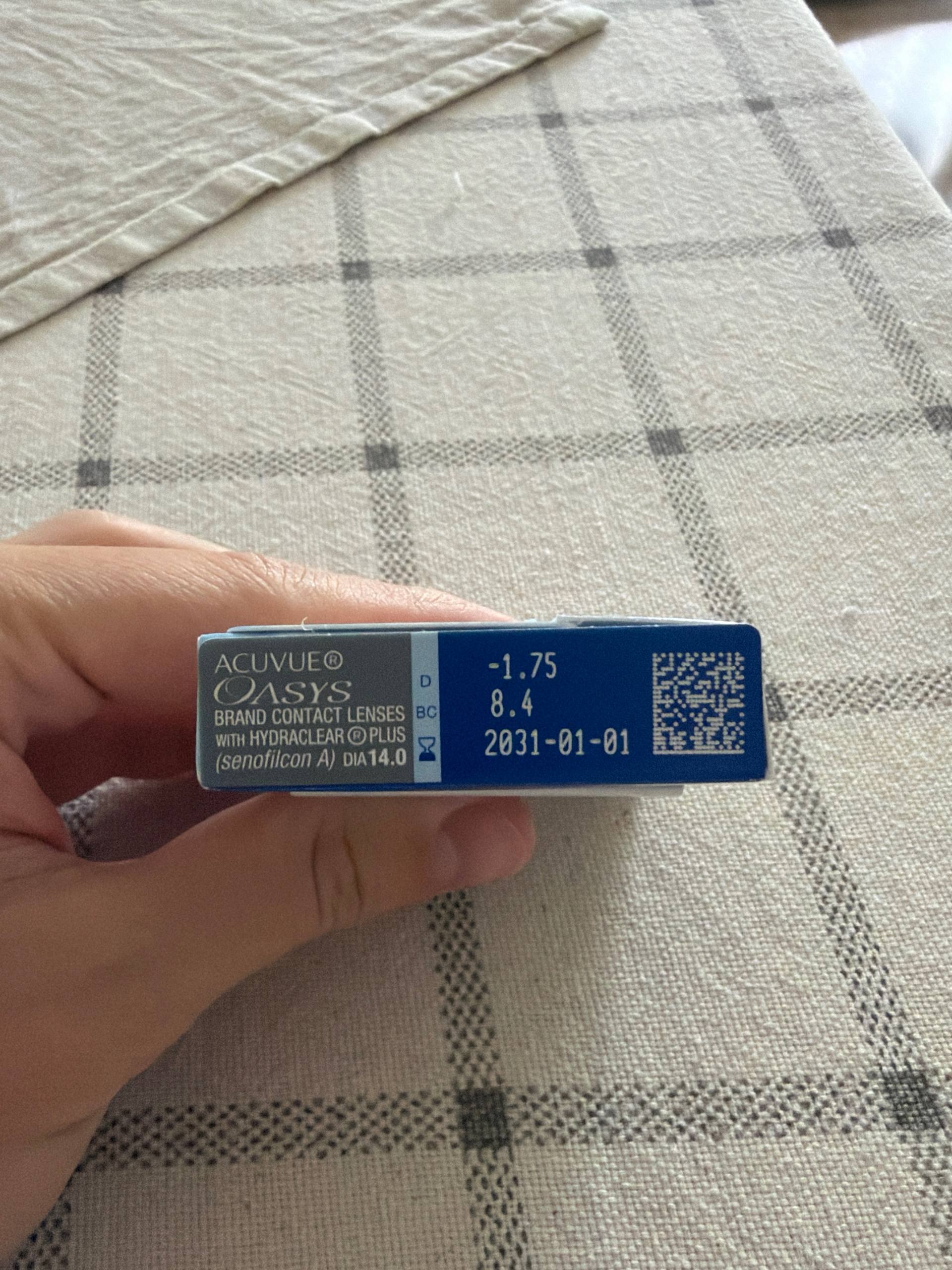 Контактные линзы Acuvue Oasys двухнедельные -1,75, 6 шт