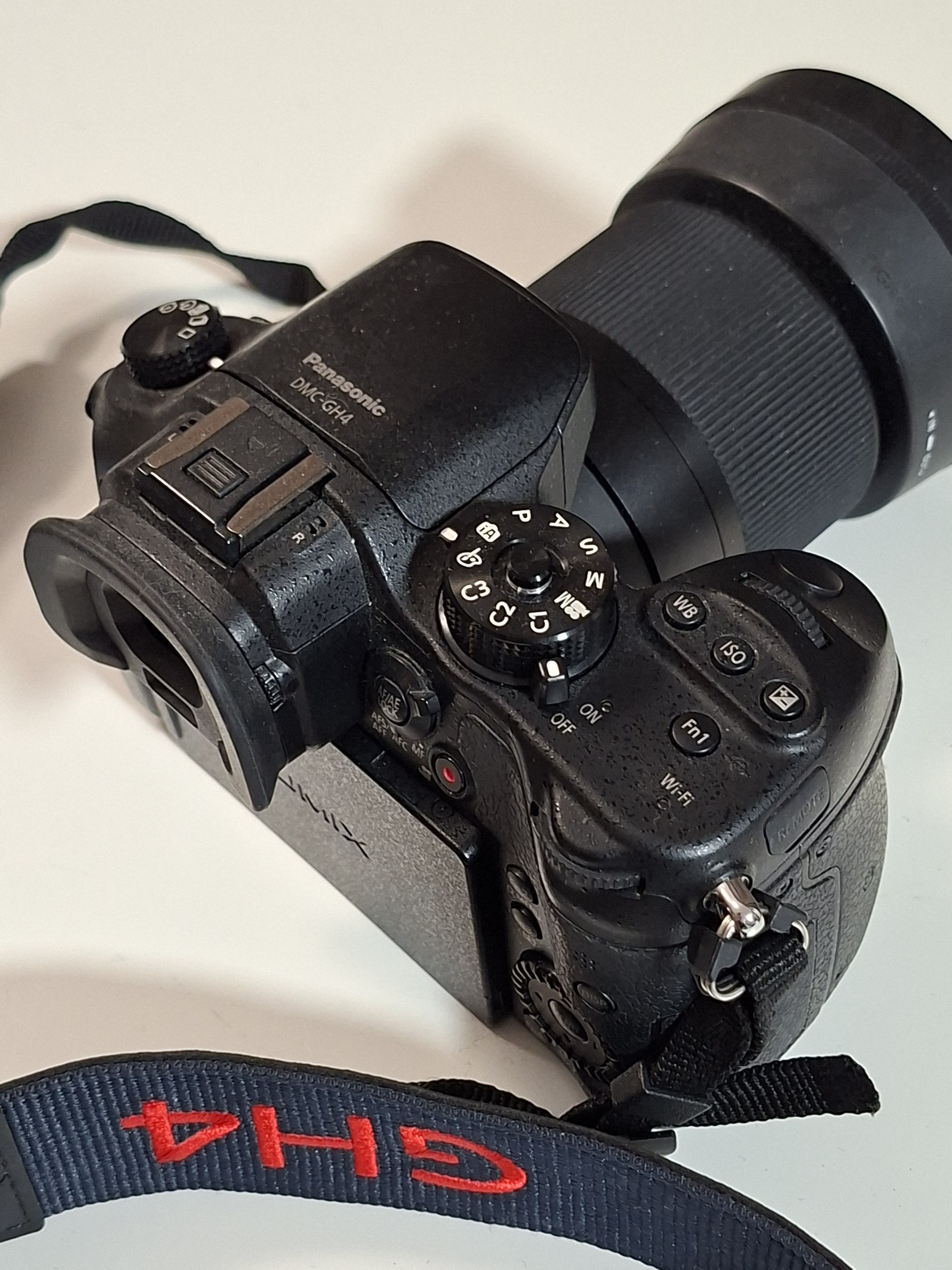 Panasonic Lumix GH4 + Sigma 30mm F1.4 комплект