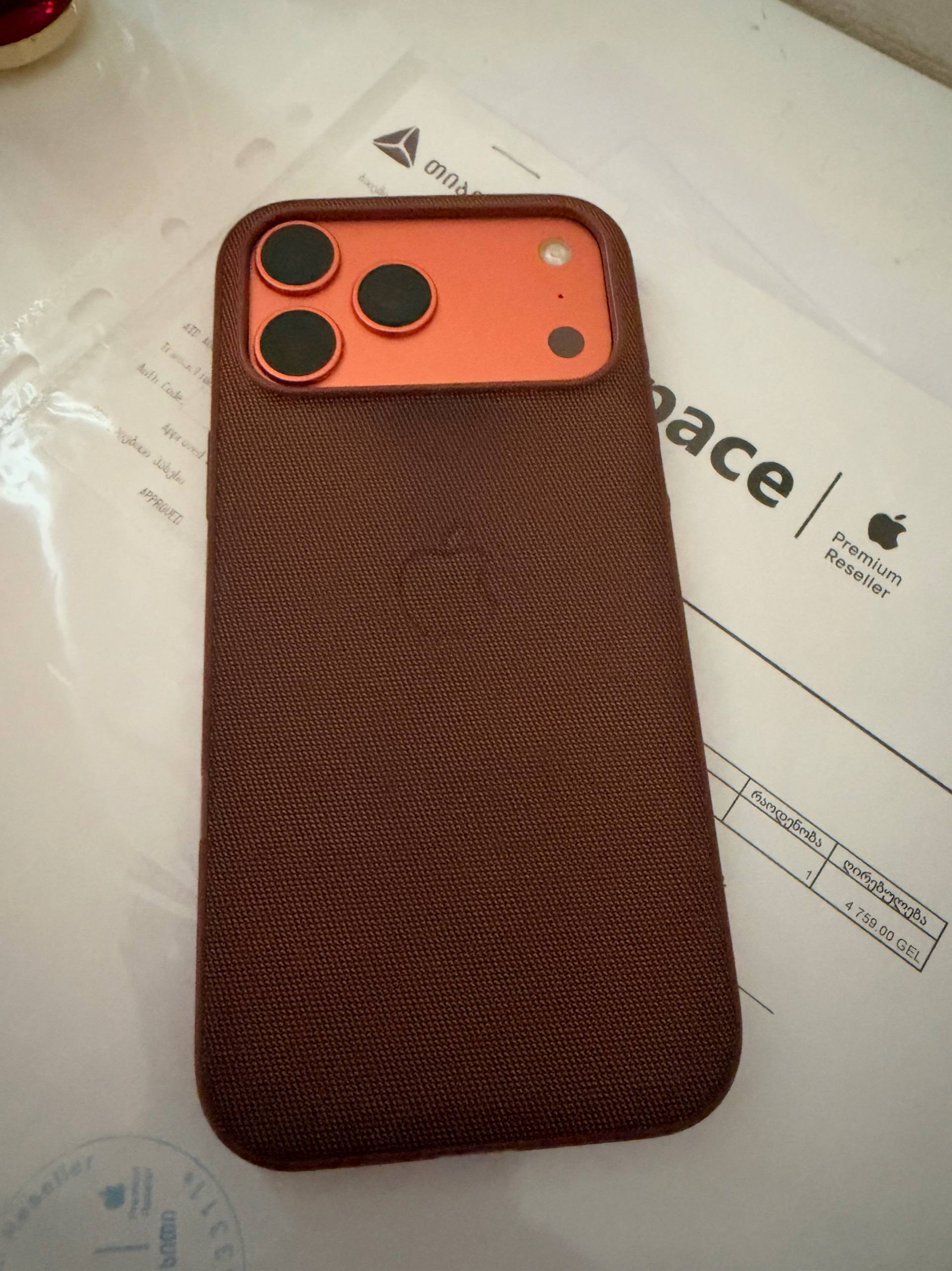iPhone 17 Pro Max 256GB Cosmic Orange
