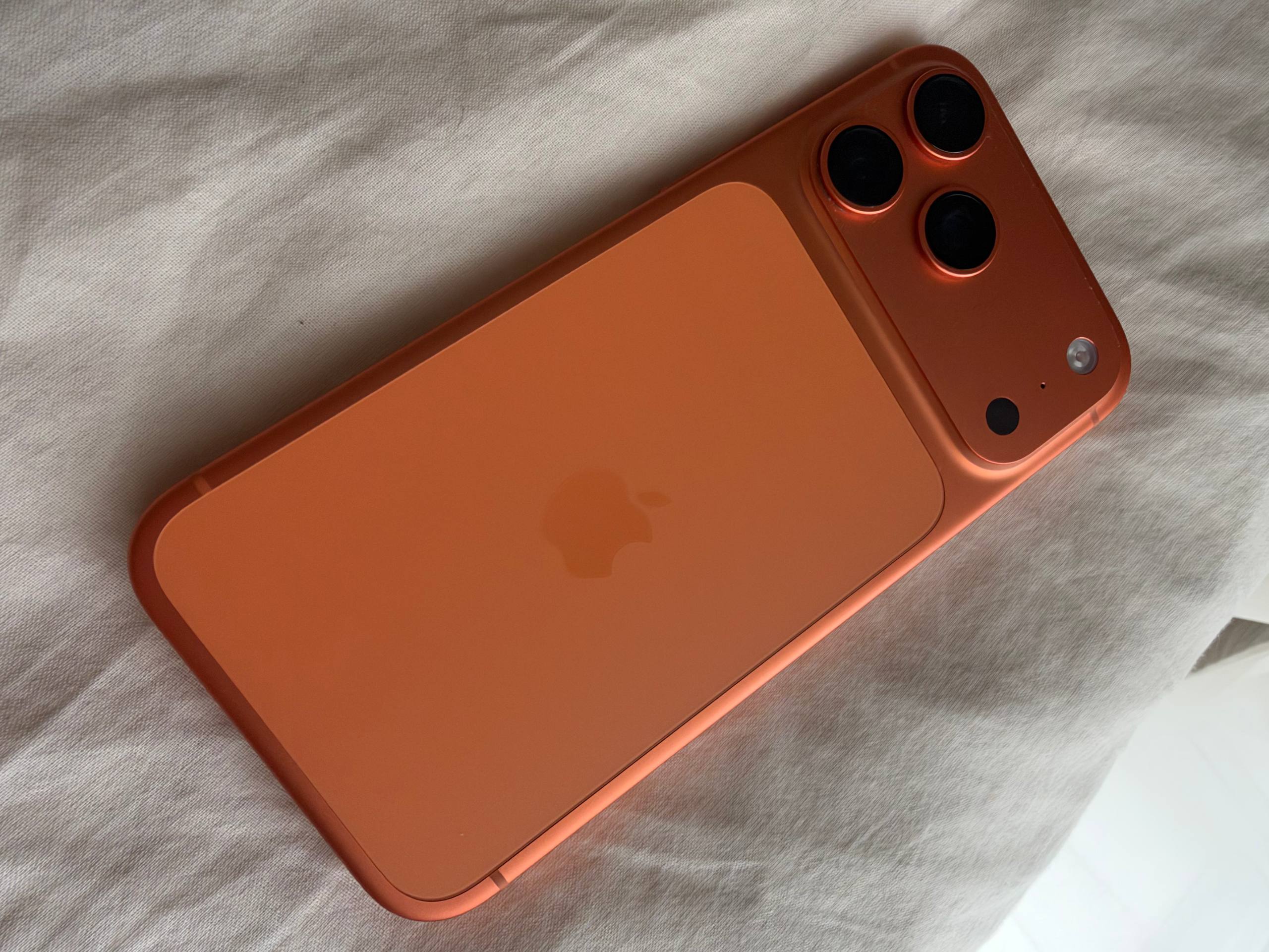 iPhone 17 Pro Max 256GB Cosmic Orange