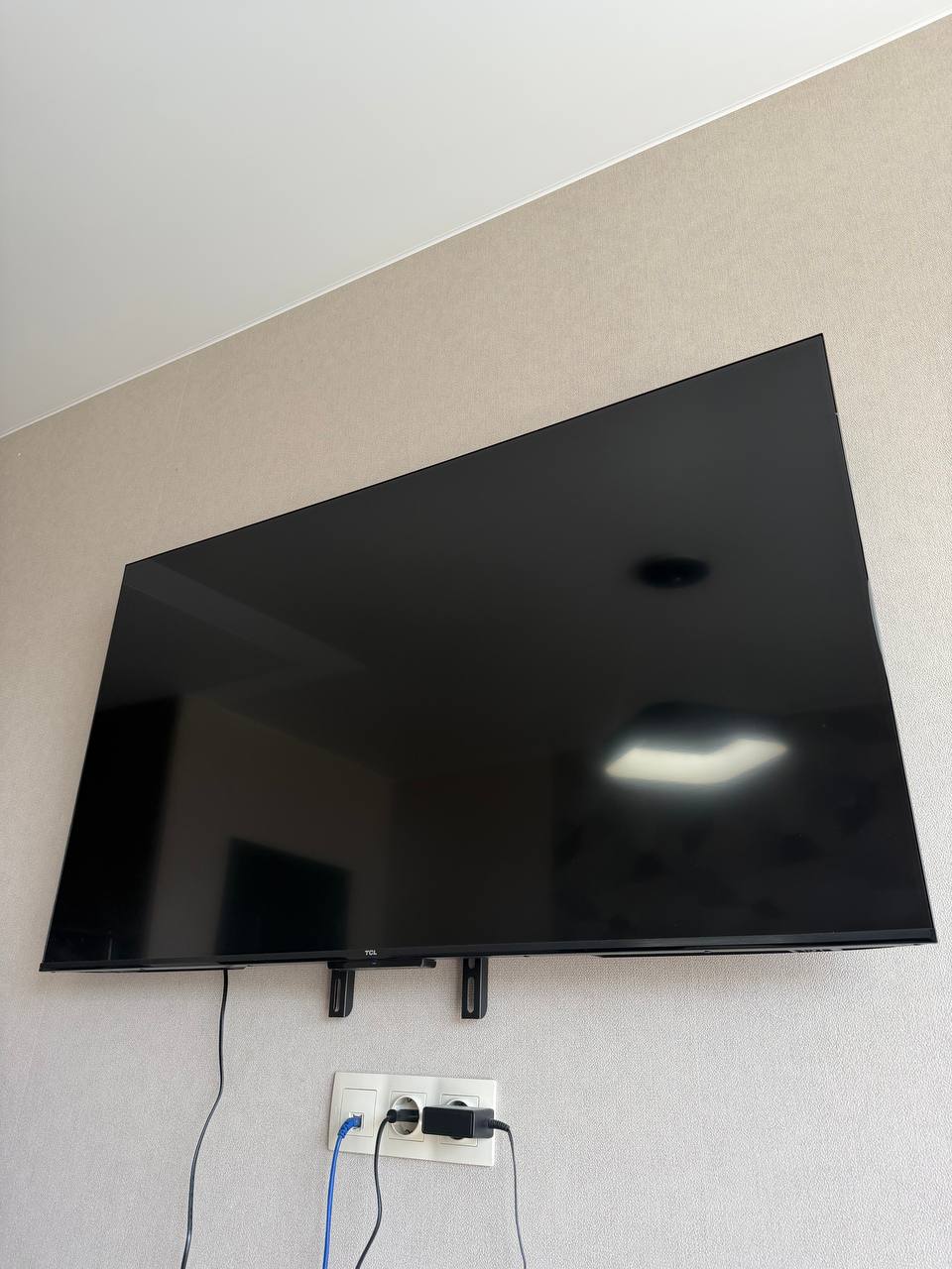 Телевизор TCL новый с коробкой