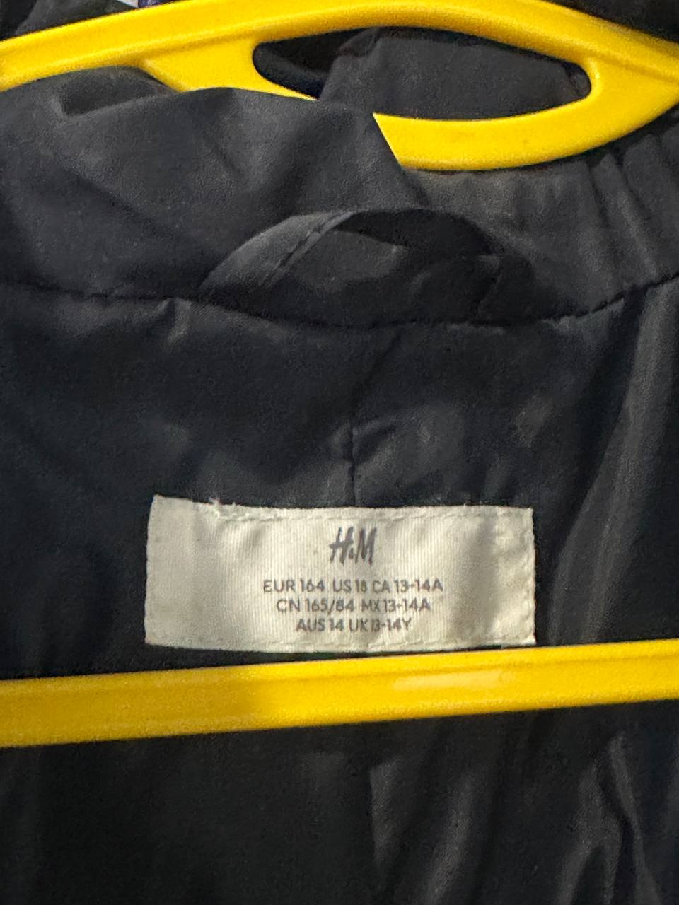 Куртка H&M унисекс на 13-14 лет