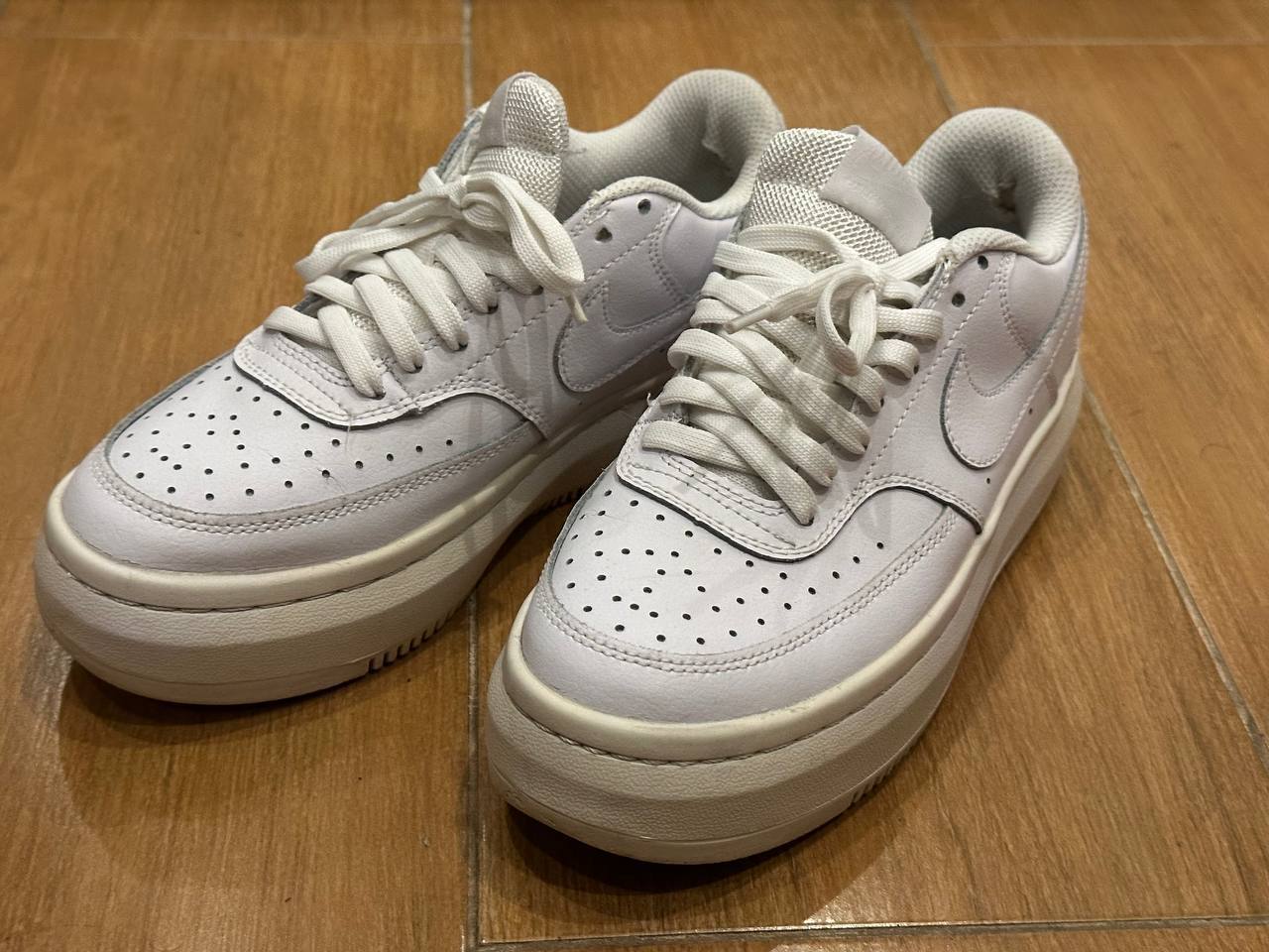 Nike Court Vision Alta кроссовки 37.5 EUR