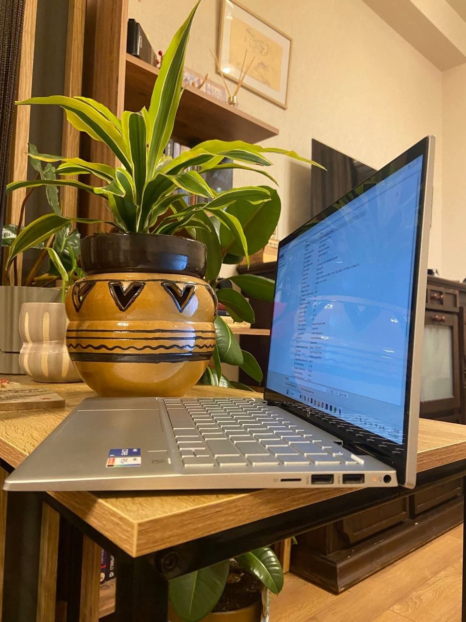 HP Pavilion x360 2-в-1 ноутбук, 11-е поколение