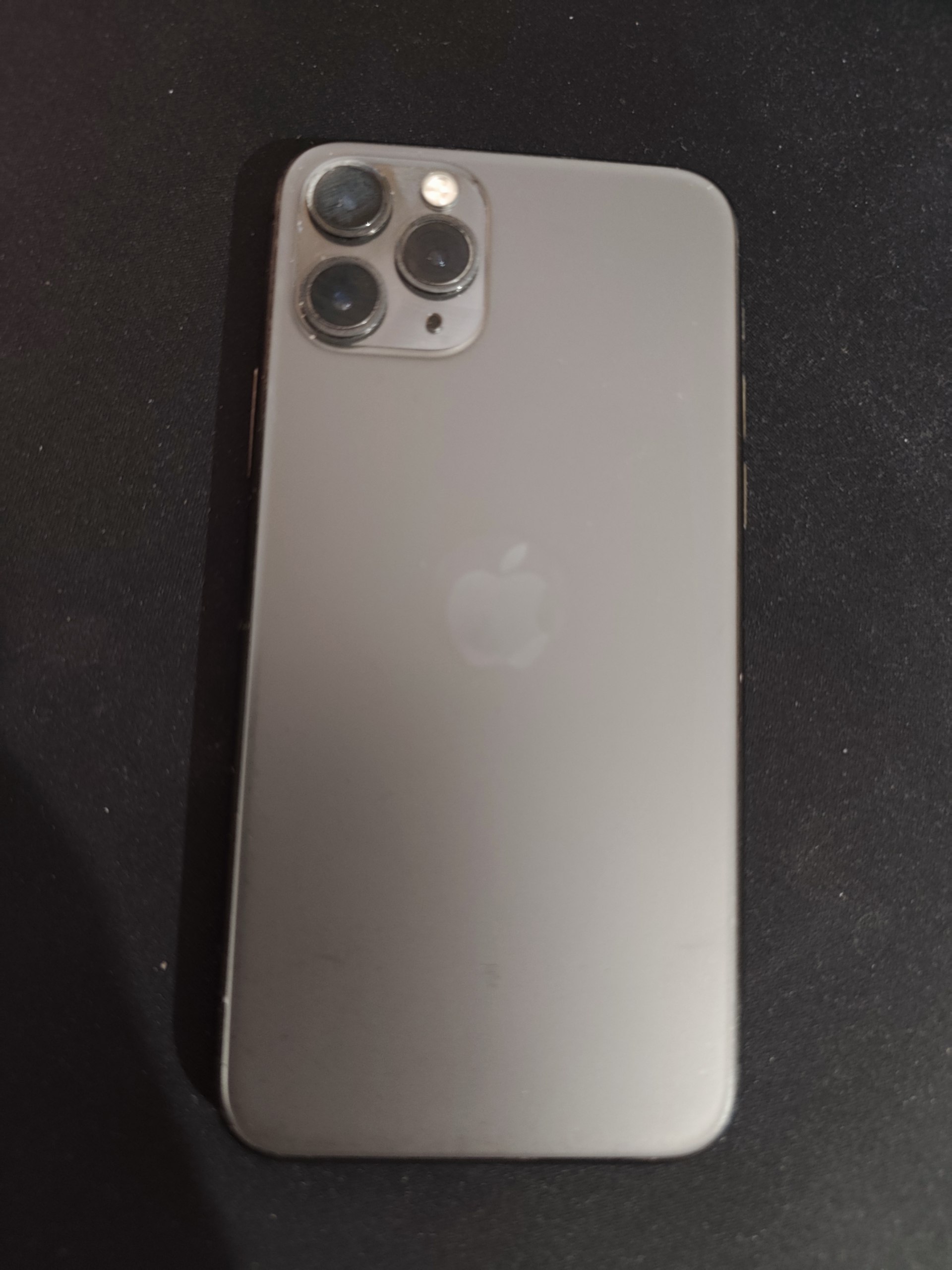 iPhone 11 Pro 64 ГБ
