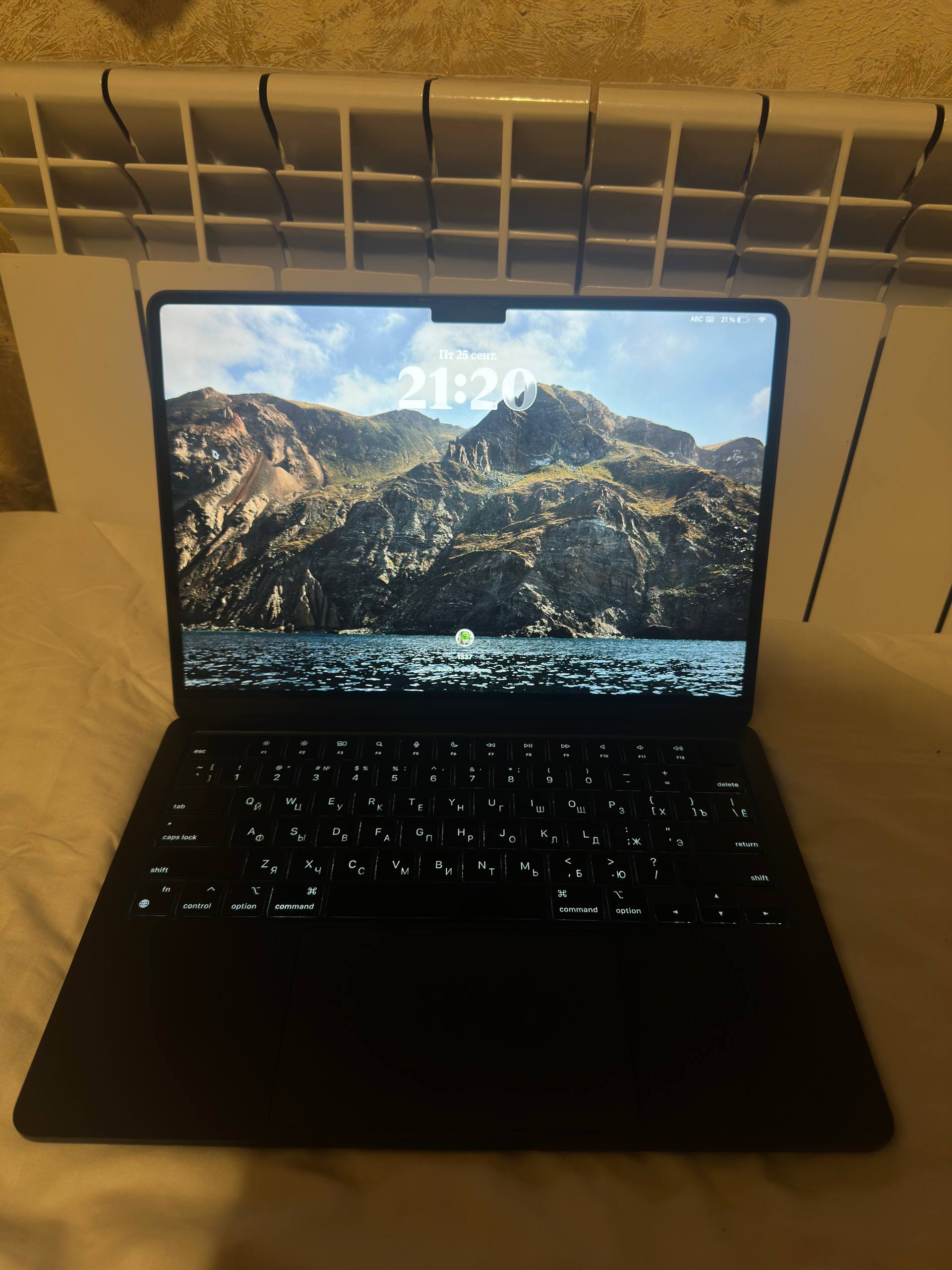 MacBook Air 13 M2 8/256