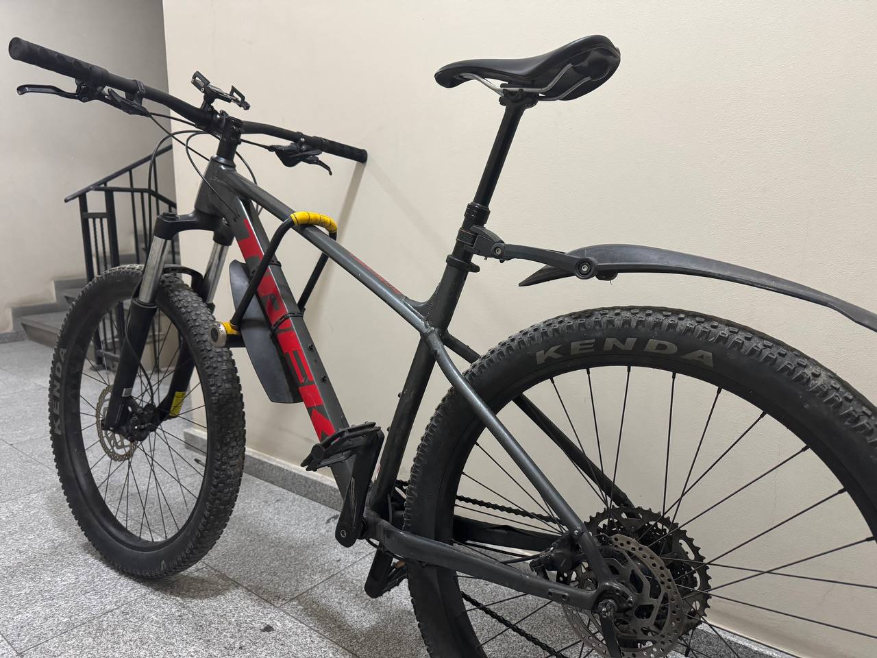 Trek Roscoe 6 2021, рама L