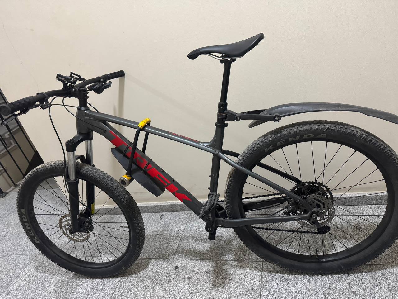 Trek Roscoe 6 2021, рама L