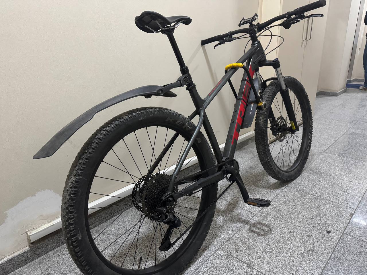 Trek Roscoe 6 2021, рама L