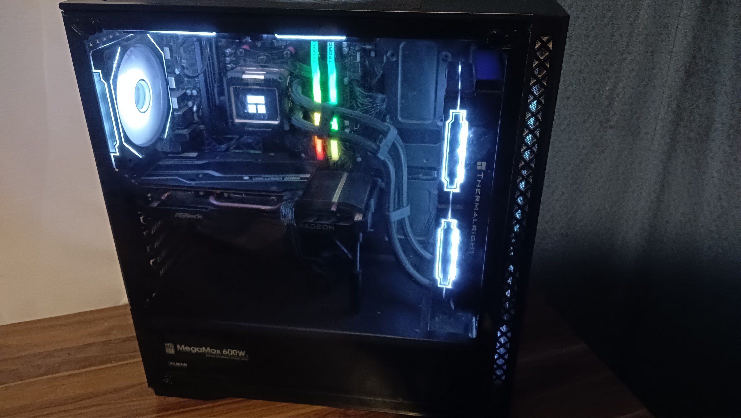Игровой ПК: AMD Ryzen 5 7600 + ASRock RX 7600 OC 8GB