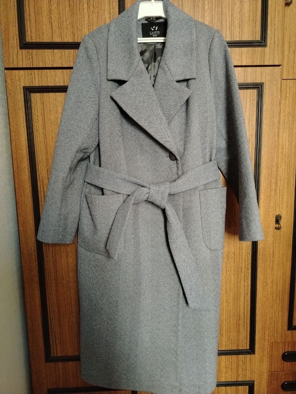 Женское прямое пальто Liotti moda, размер 46-48