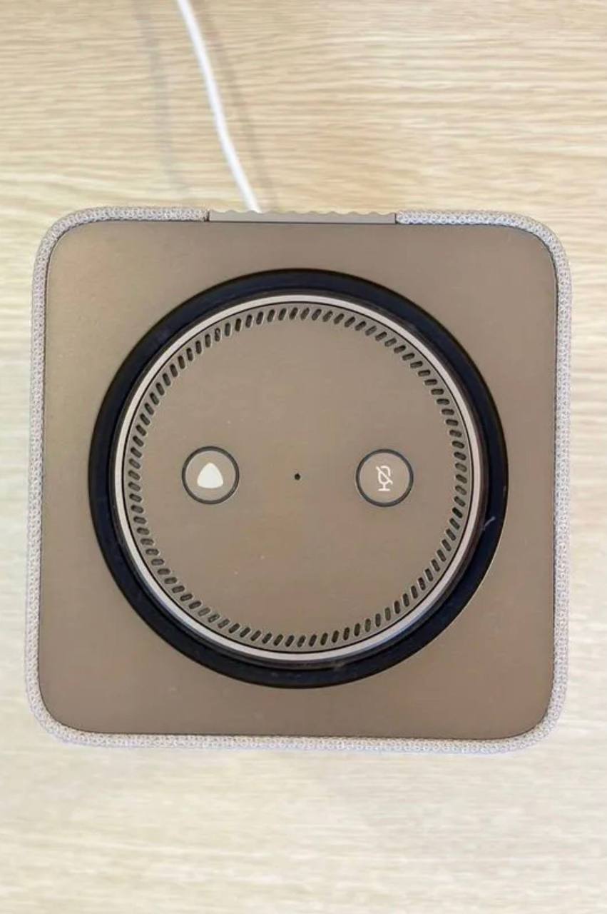 Умная колонка Яндекс Станция с Алисой (Zigbee, модель 00053)