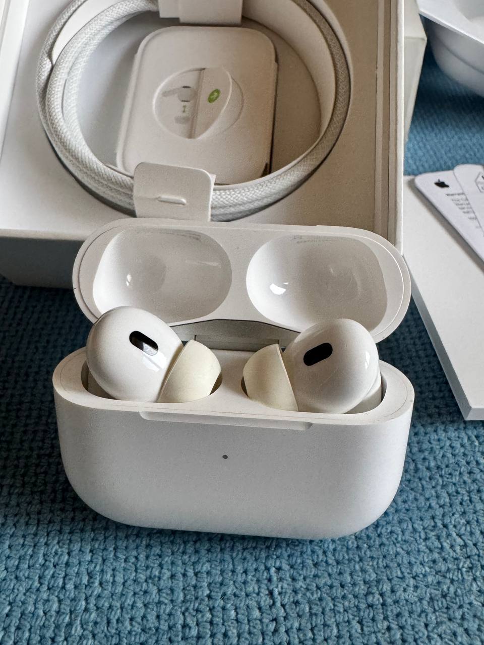 Apple AirPods Pro 2 USB-C