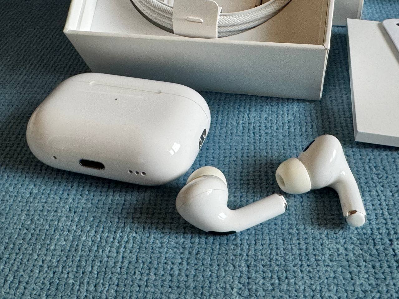 Apple AirPods Pro 2 USB-C