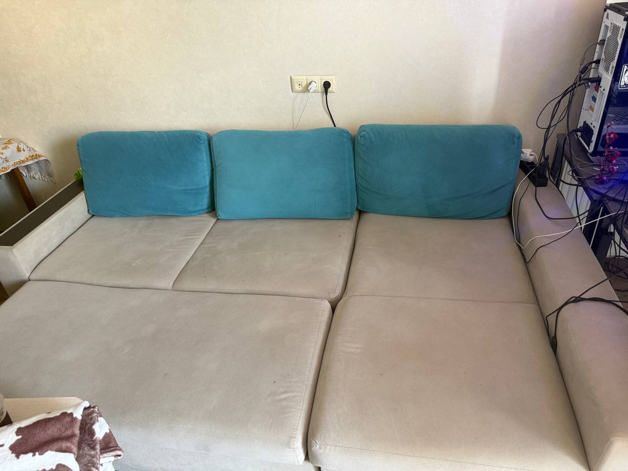 Раскладной диван 2.60 x 1.60 с местом для хранения