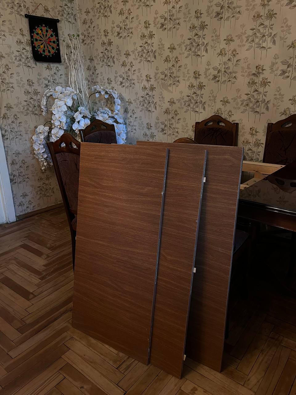 Большой раздвижной обеденный стол из натурального дерева + 6 стульев