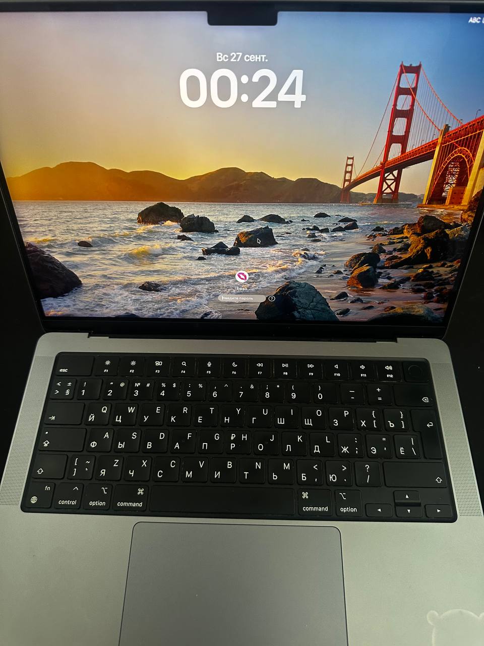 MacBook Pro 14" 2021 M1 16 ГБ / 512 ГБ