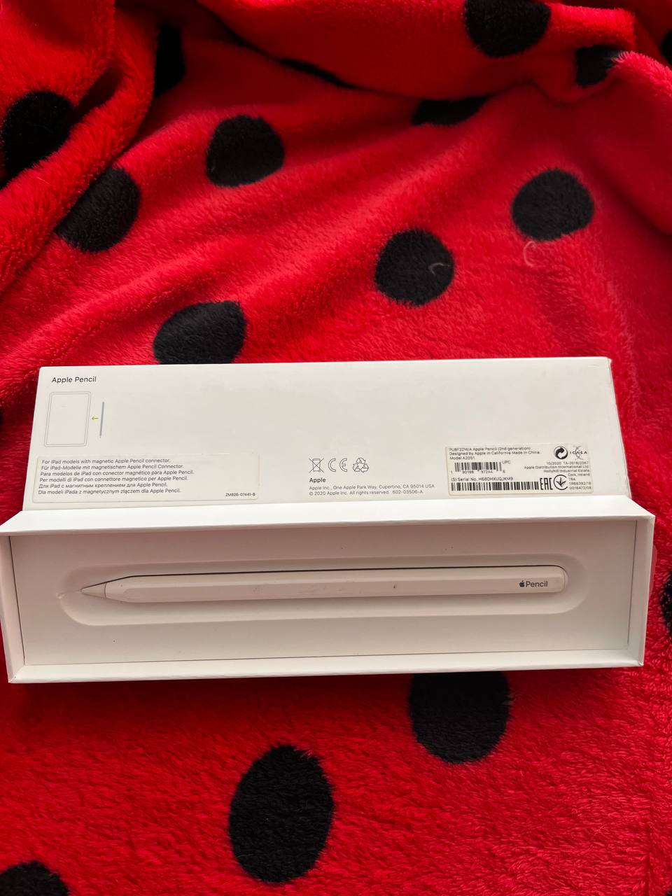 Оригинальный аксессуар для iPad (совместим с Air, mini, Pro)