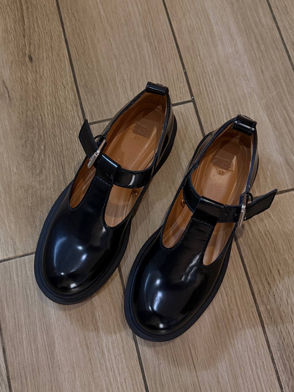 ZARA туфли-балетки Mary Jane с ремешком, р. 37
