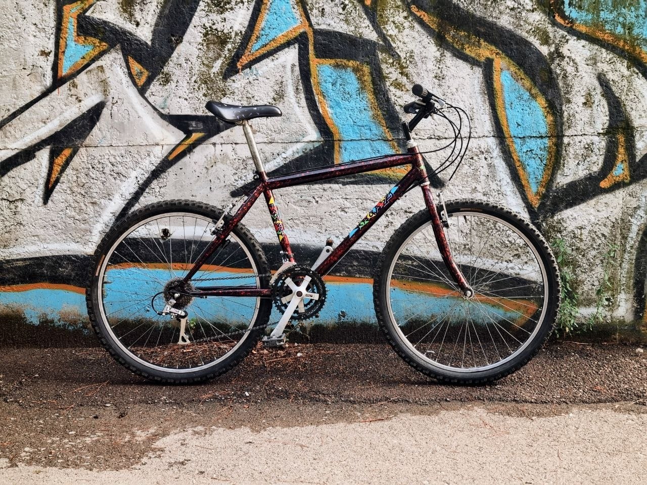 Велосипед 26" с трансмиссией Shimano Altus 3x7