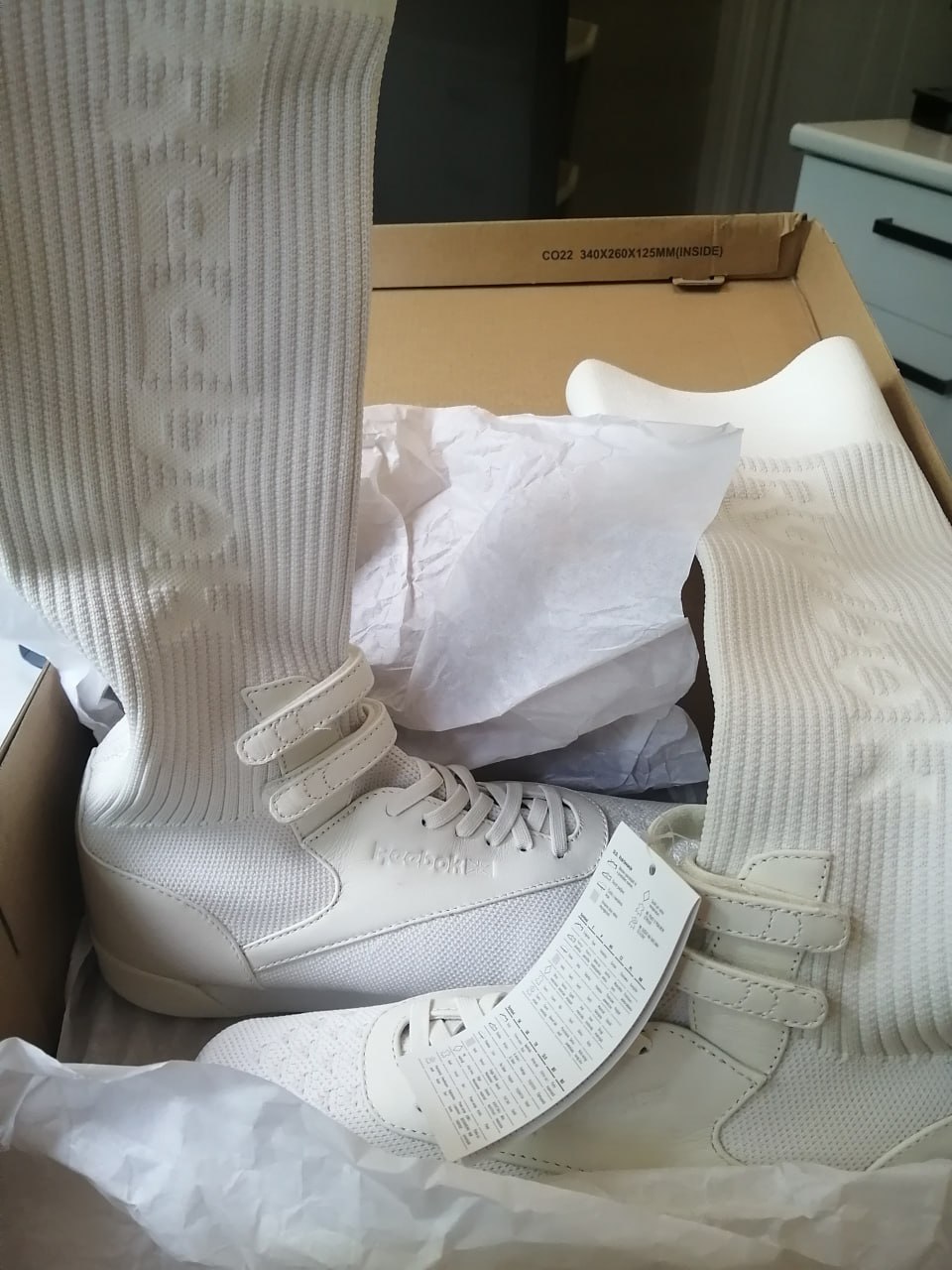 Reebok Freestyle Hi Ultraknit кроссовки-гольфы женские, размер US 9
