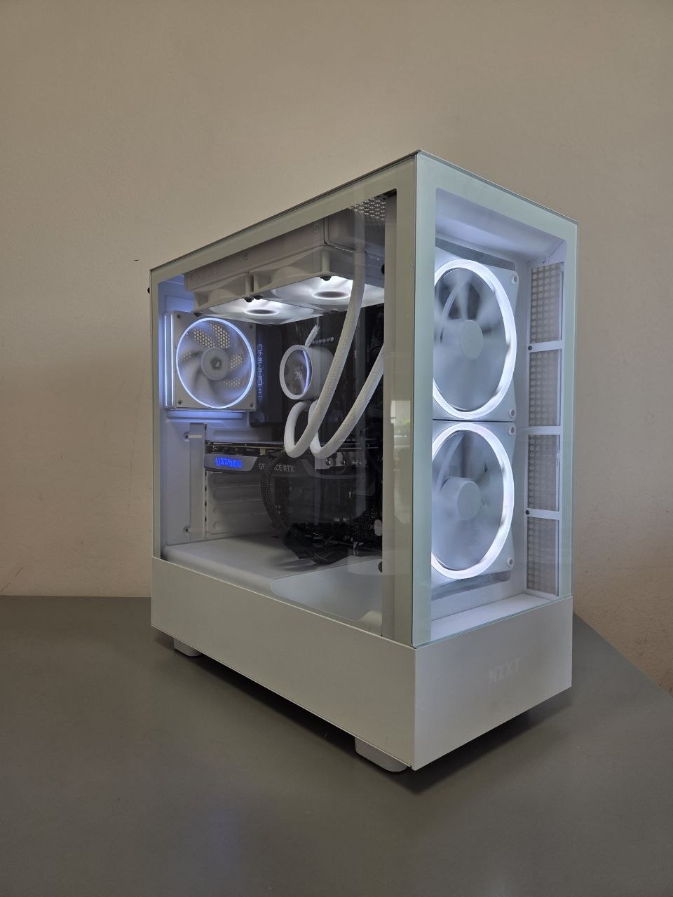 Игровой ПК: Intel i7-14700KF, RTX 4070 Super, 32GB DDR5, 2TB Samsung 990