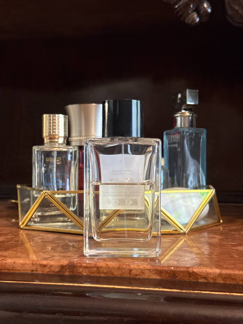 Парфюмерная вода Essential Parfums The Musc