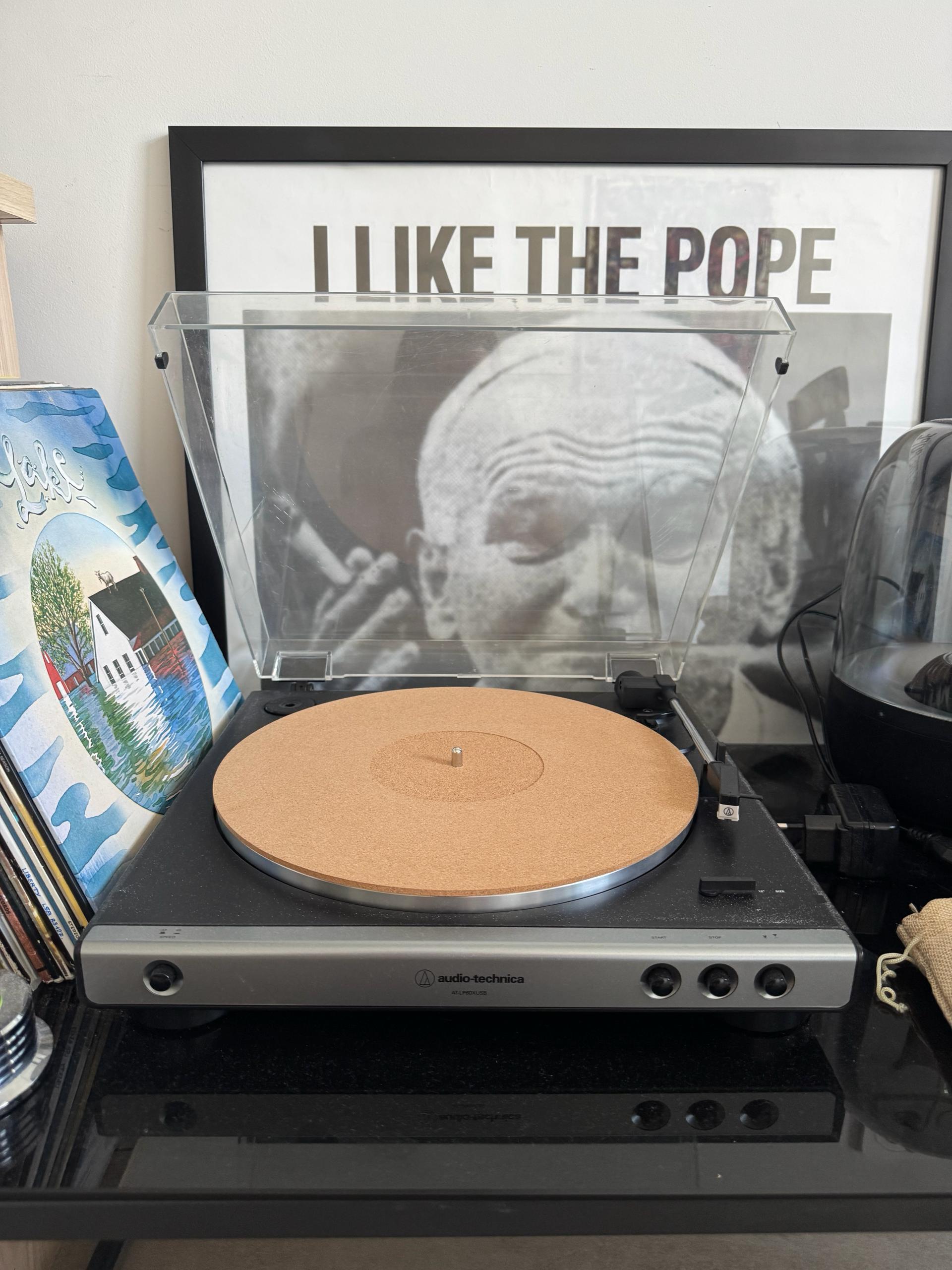 Проигрыватель винила Audio-Technica AT-LP60X-USB