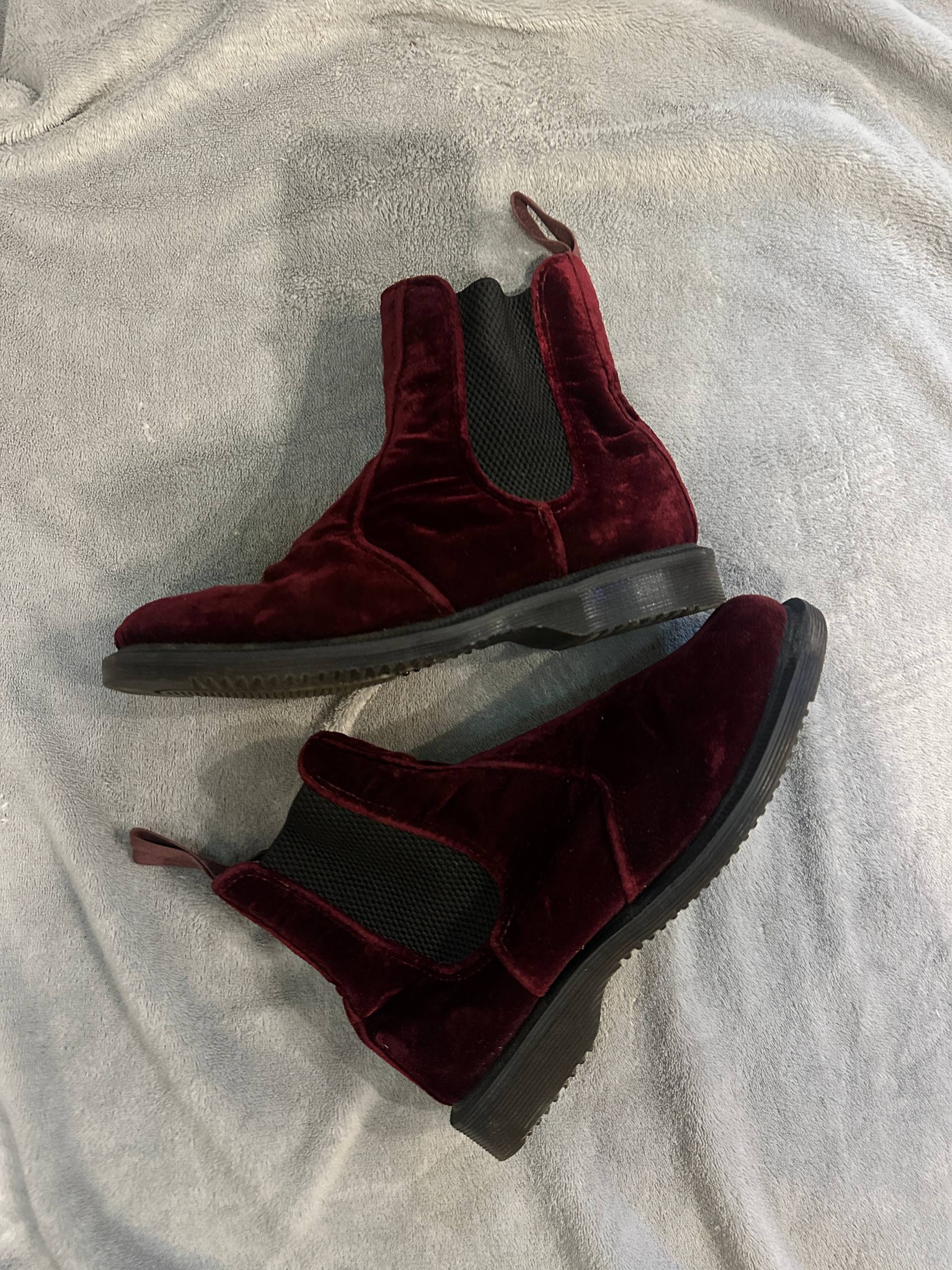 Ботинки Dr. Martens Flora Velvet, р. 37 (UK 4)