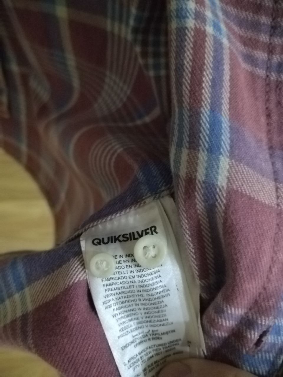 Рубашка мужская Quiksilver размер M
