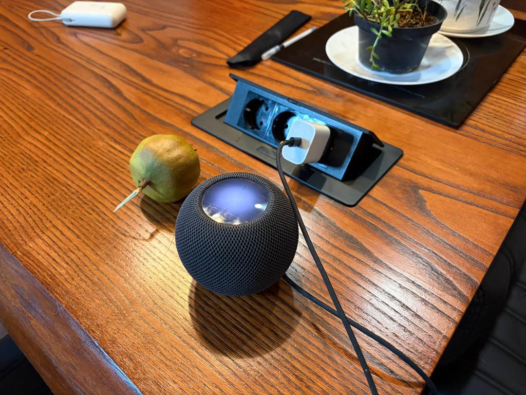 Apple HomePod mini чёрный