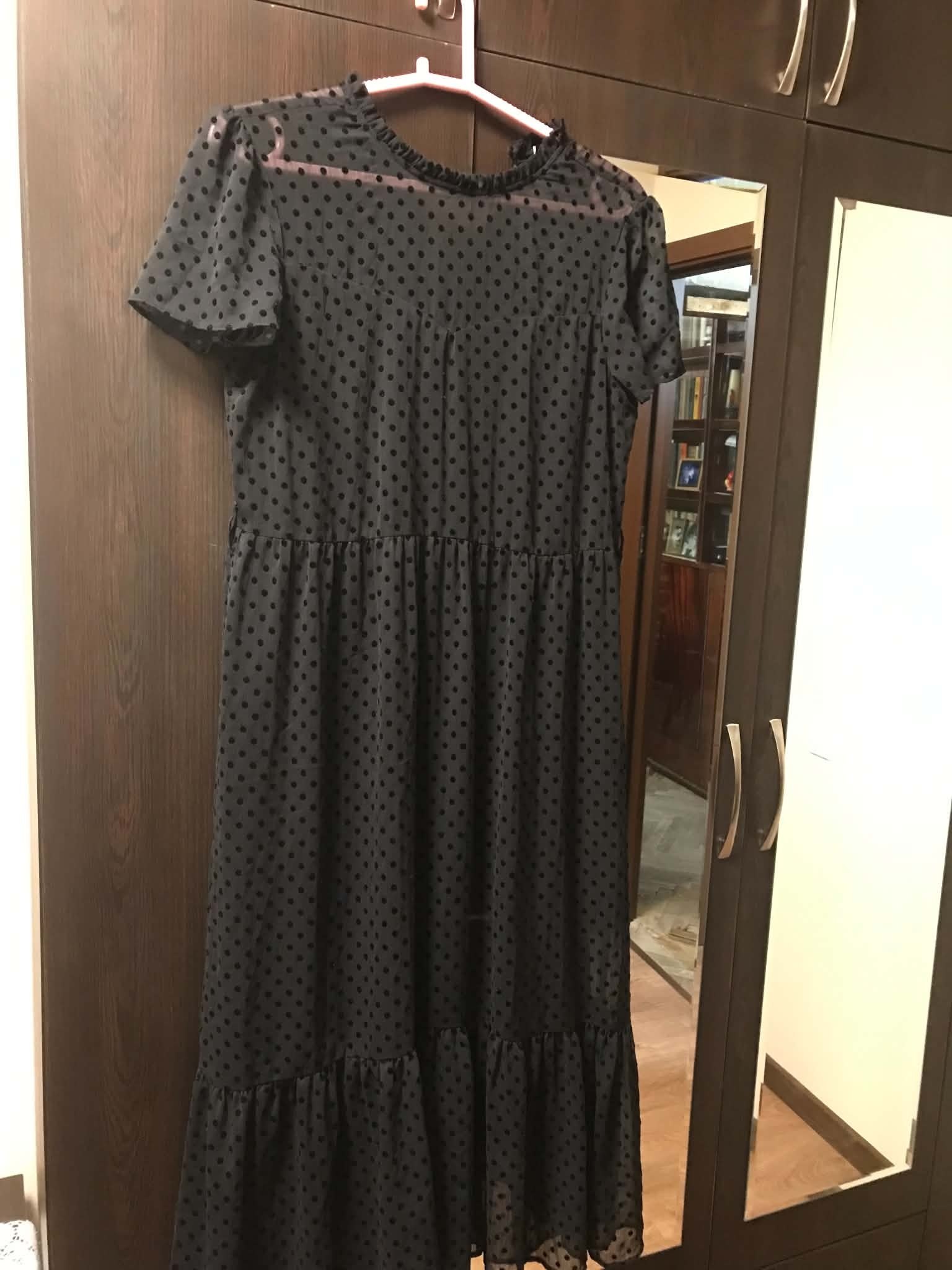 Платье чёрное Zara, размер M