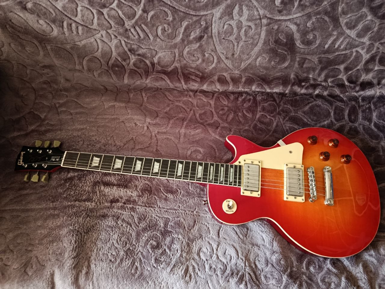 Гитара реплика Gibson